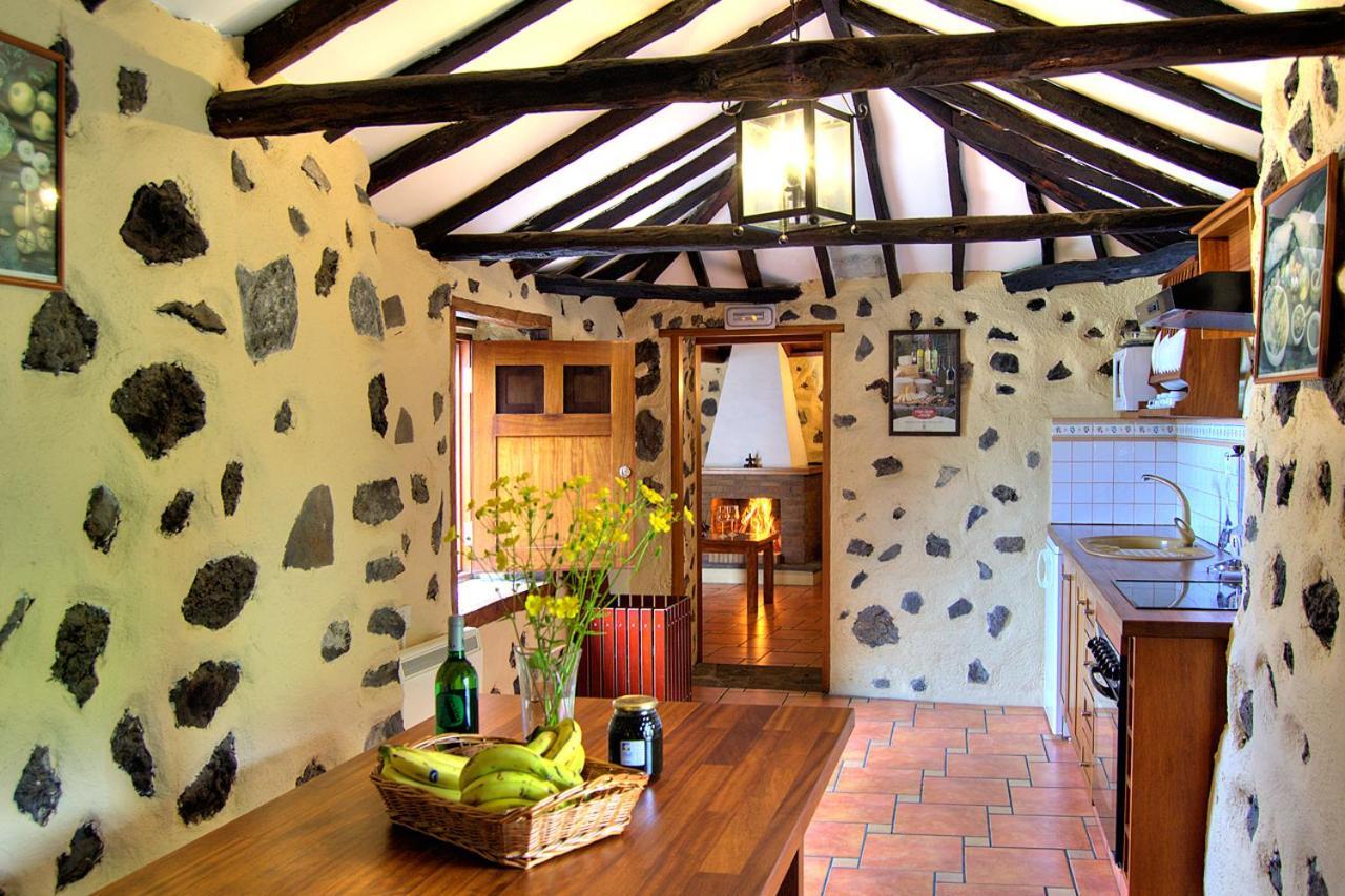 Holidaynorthtenerife Casa Rural Montiel Icod De Los Vinos Rom bilde